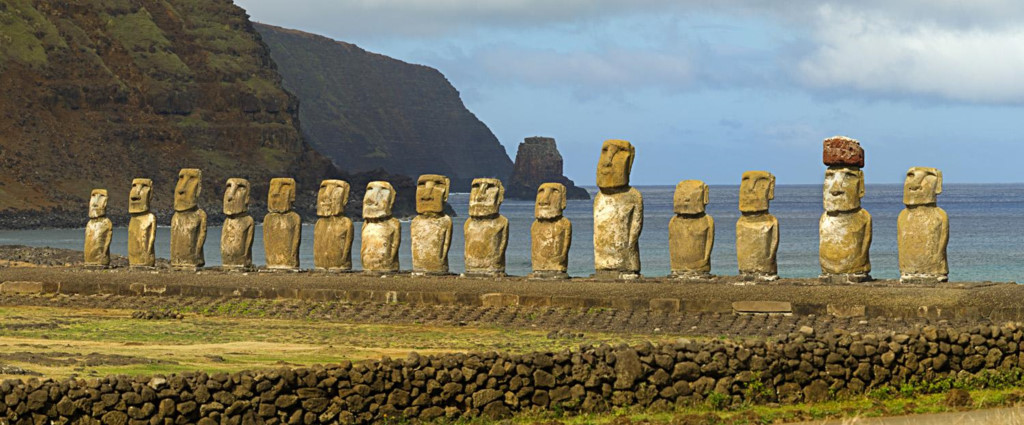 ChileEasterIslandDistantPanoLTHeader